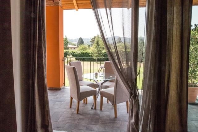 Equirelais Hotel Lomnago Exterior photo